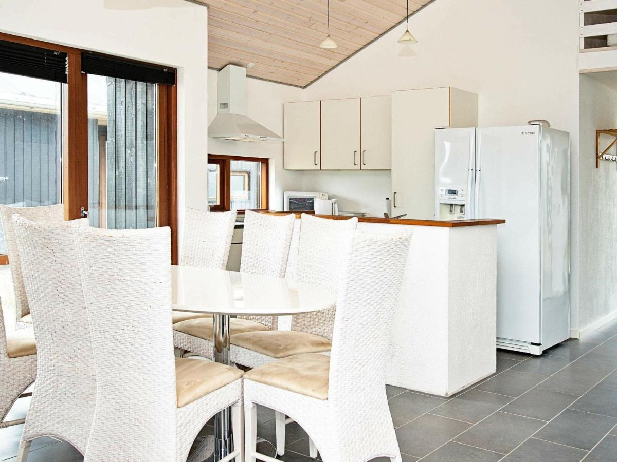 8 Person Holiday Home In Ulfborg Thorsminde ภายนอก รูปภาพ
